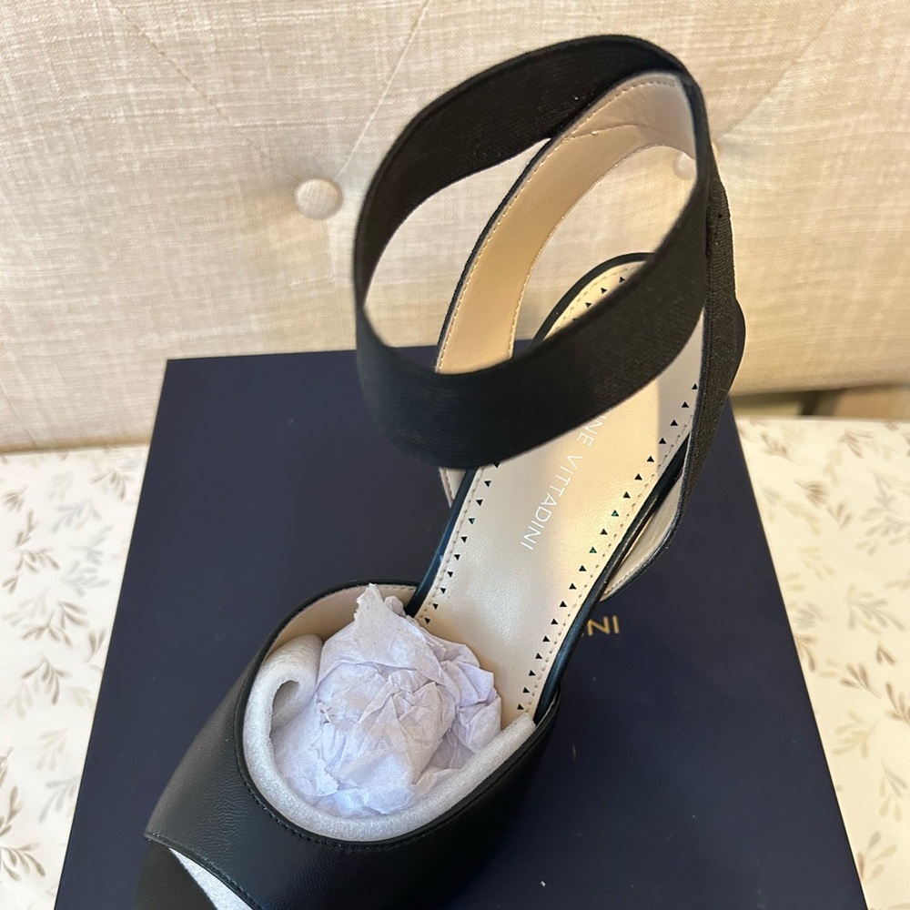 Classy black shoes